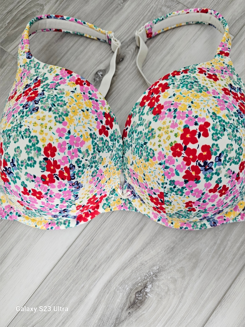 Floral Print T-Shirt Bra - White Multicolor Sz 44C